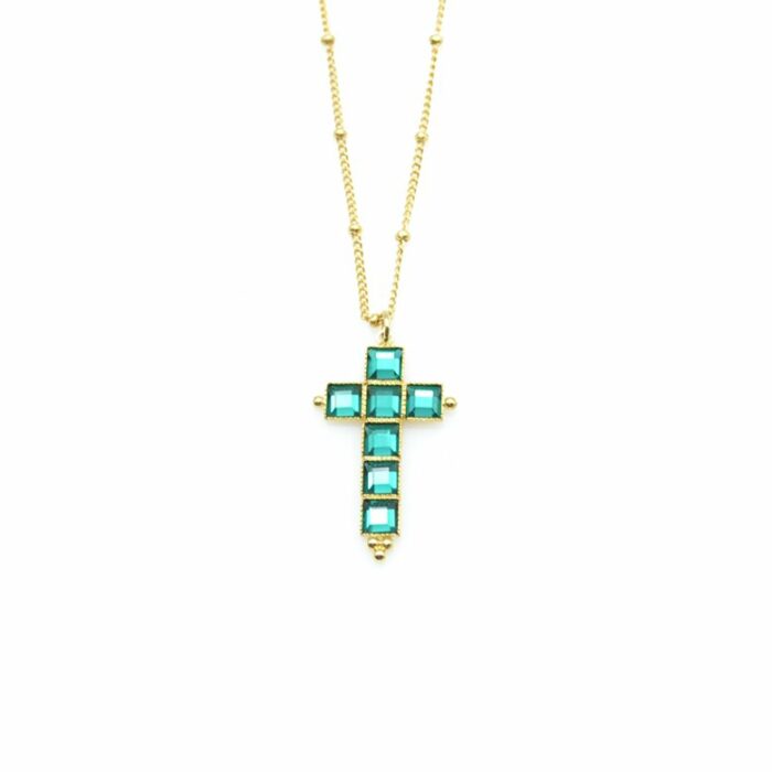 Collier croix orné de cristaux