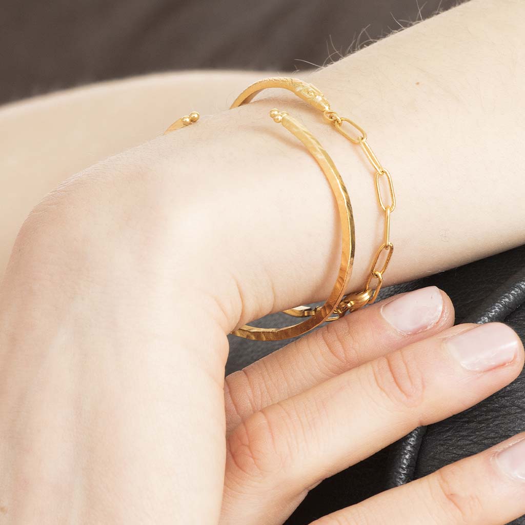 Bracelet tendance 2019 femme | Love bracelets, Fashion accessories, Jewelry