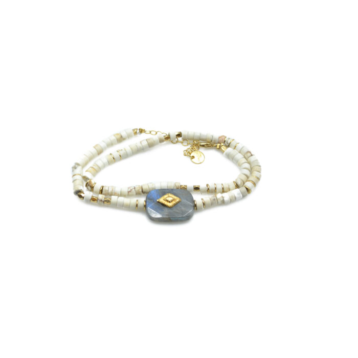 Bracelet double tours perlé orné d’une labradorite