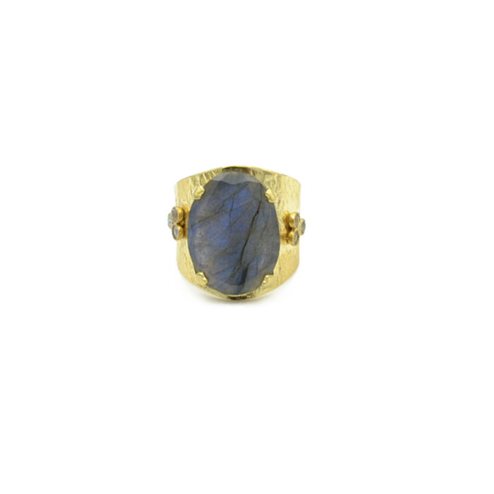 Bague pierre ovale martelée