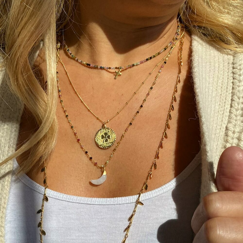 Collier croix en perles de tourmaline – Image 2