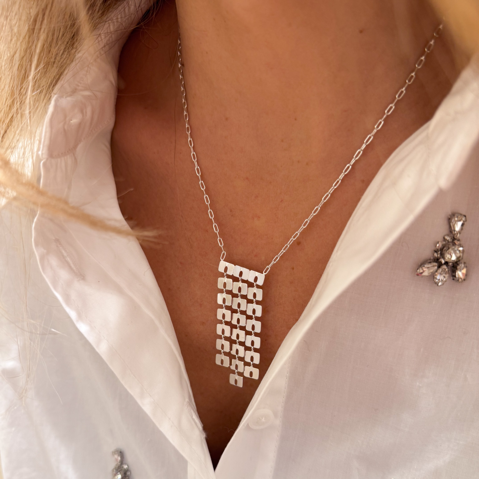 Collier rétro 3 rangs de petits carrés – Image 2