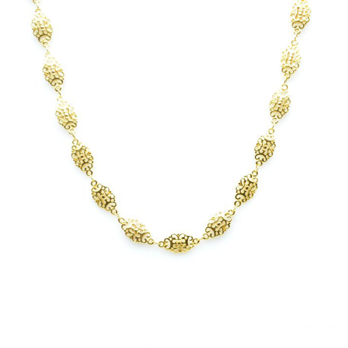 Collier dentelé